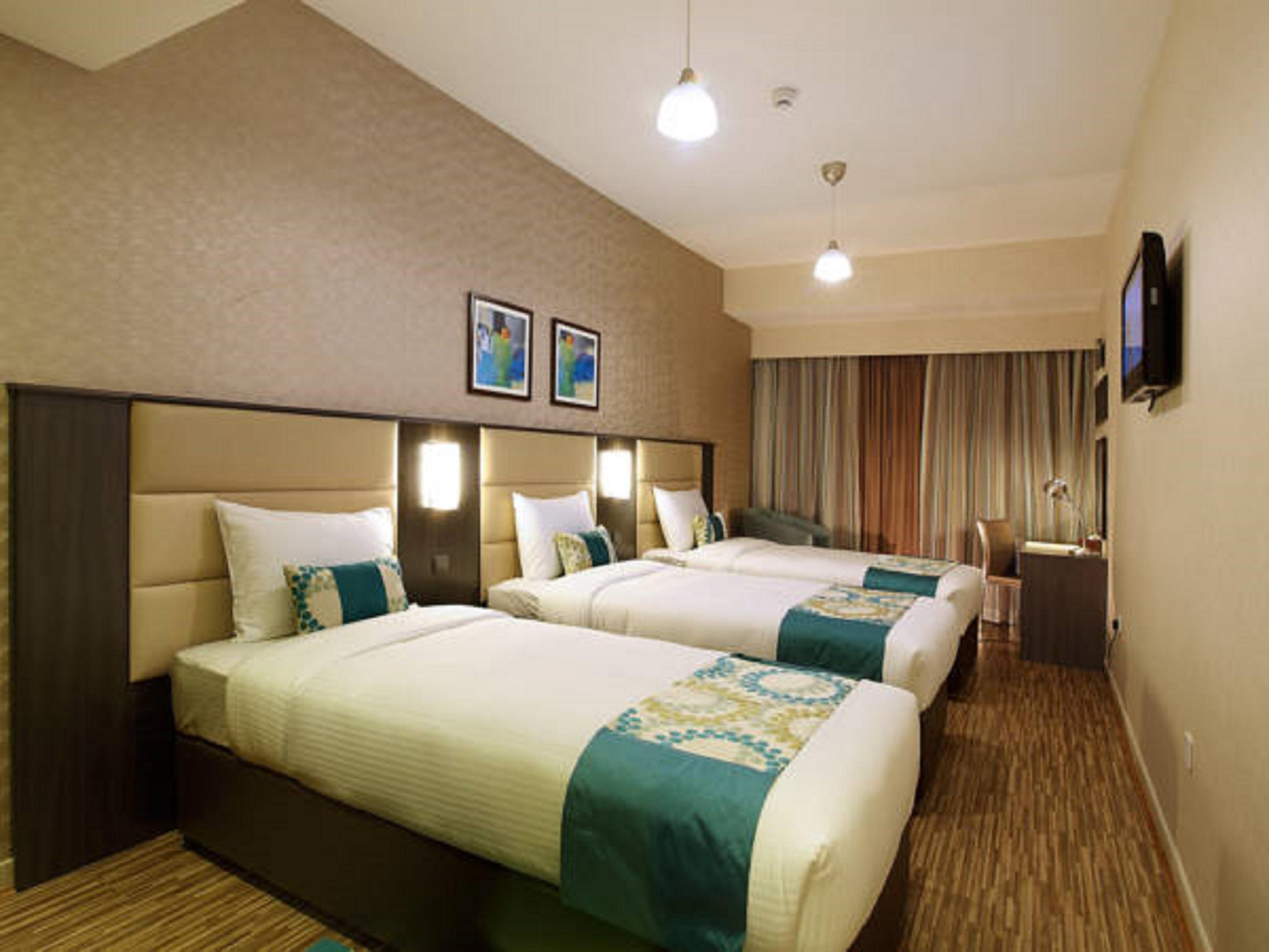Florida Al Souq Hotel Dubai Bagian luar foto