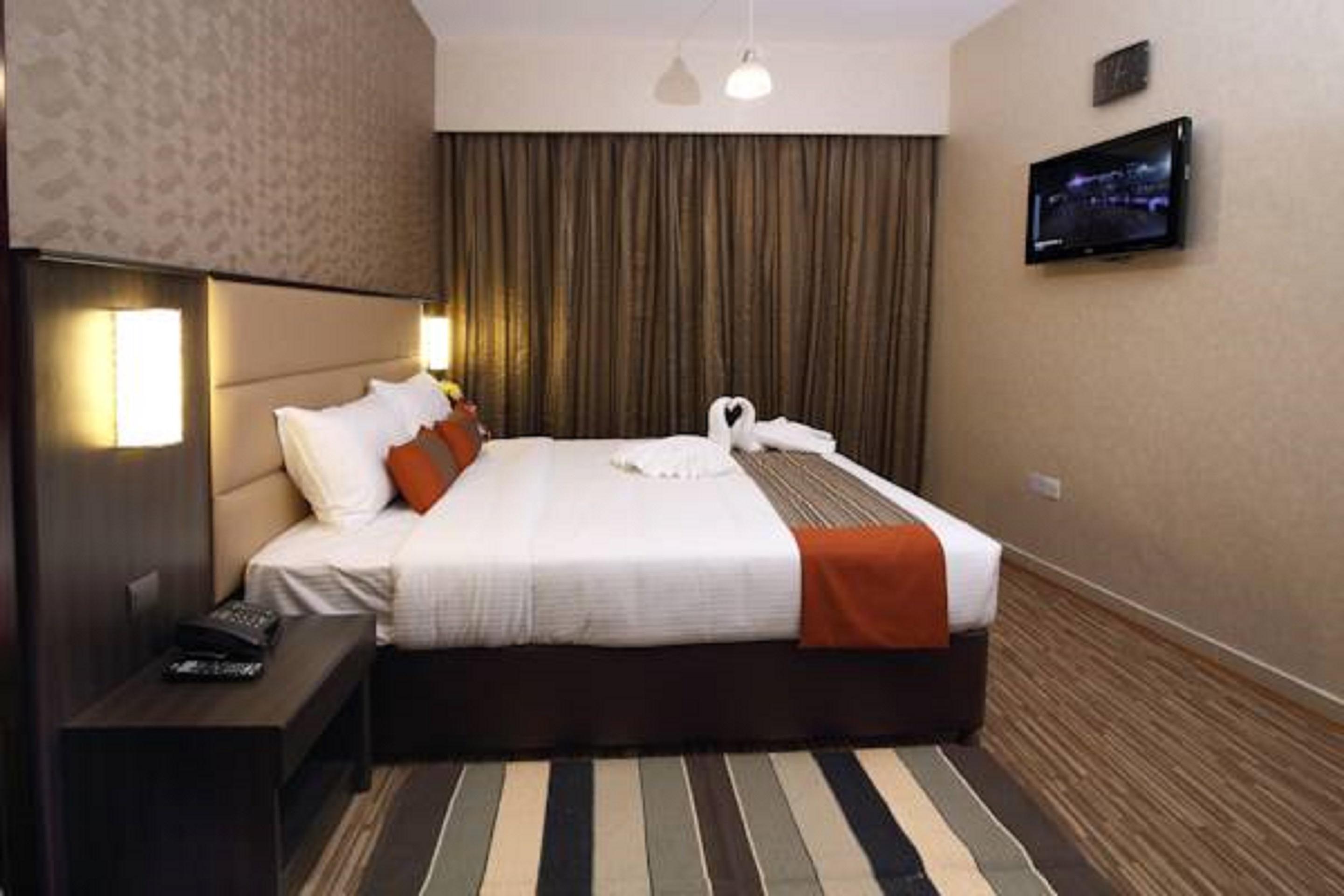 Florida Al Souq Hotel Dubai Bagian luar foto