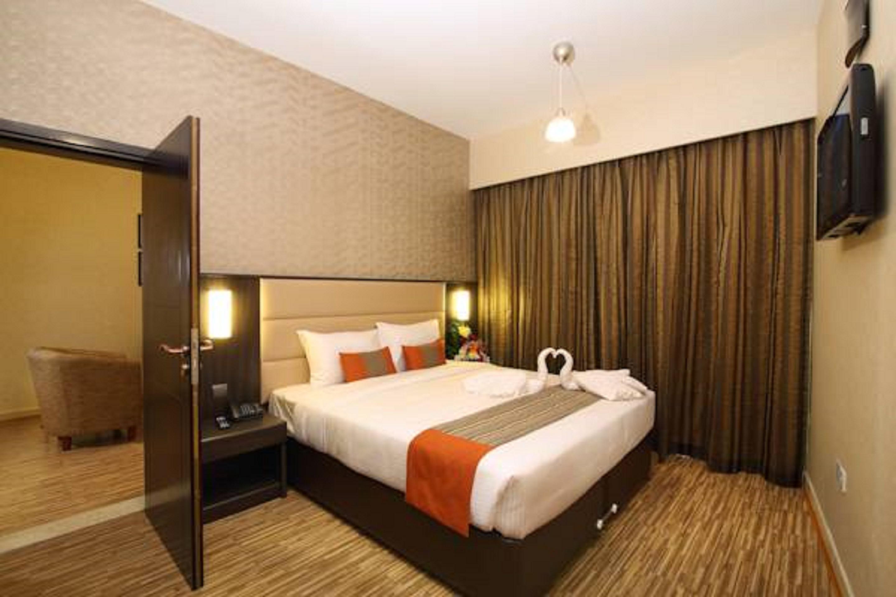 Florida Al Souq Hotel Dubai Bagian luar foto